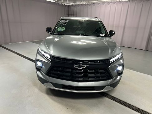 Used 2024 Chevrolet Blazer LT w/ Convenience Package image 2