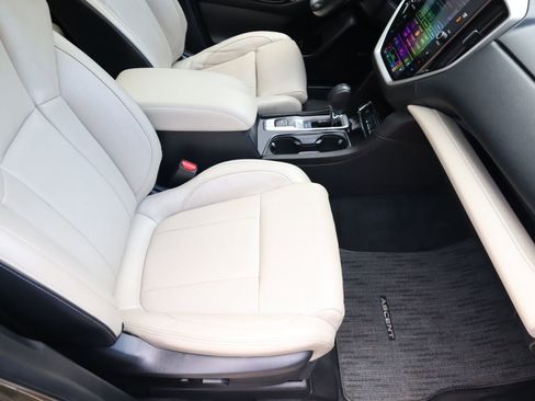 Used 2024 Subaru Ascent Limited w/ Technology Package image 50