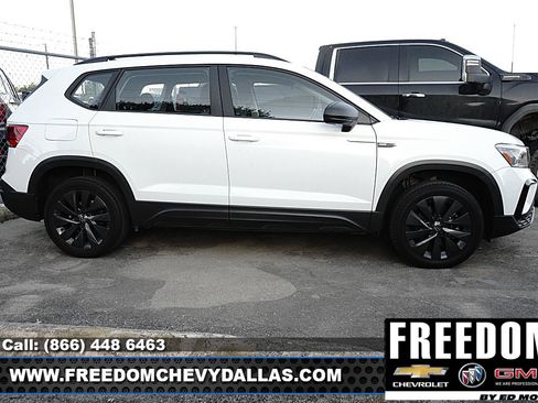 Used 2023 Volkswagen Taos S FWD image 6