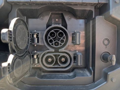 Used 2023 Toyota bZ4X AWD w/ Weather Package image 13