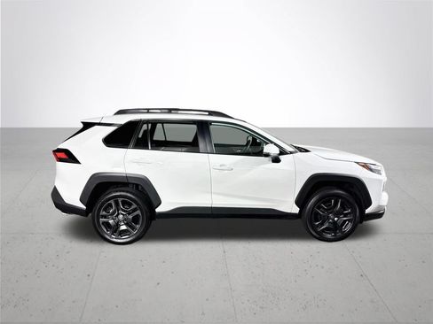 Used 2024 Toyota RAV4 Adventure AWD/4WD image 5