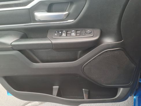 Used 2023 RAM 1500 Big Horn AWD/4WD image 18