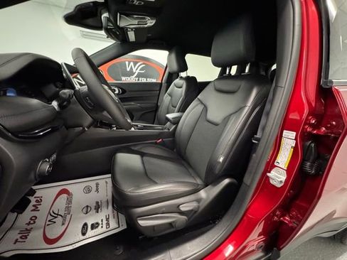 New 2026 Jeep Compass Latitude image 14