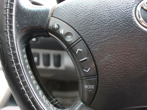 Used 2011 Toyota Tacoma PreRunner w/ TRD Sport Pkg w/JBL Audio image 9