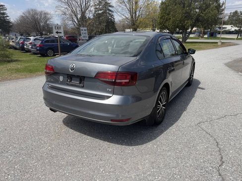 Used 2018 Volkswagen Jetta Wolfsburg Edition FWD image 5
