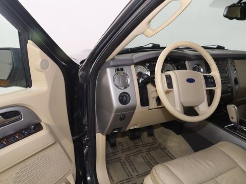 Used 2014 Ford Expedition EL XLT w/ Equipment Group 202A image 40