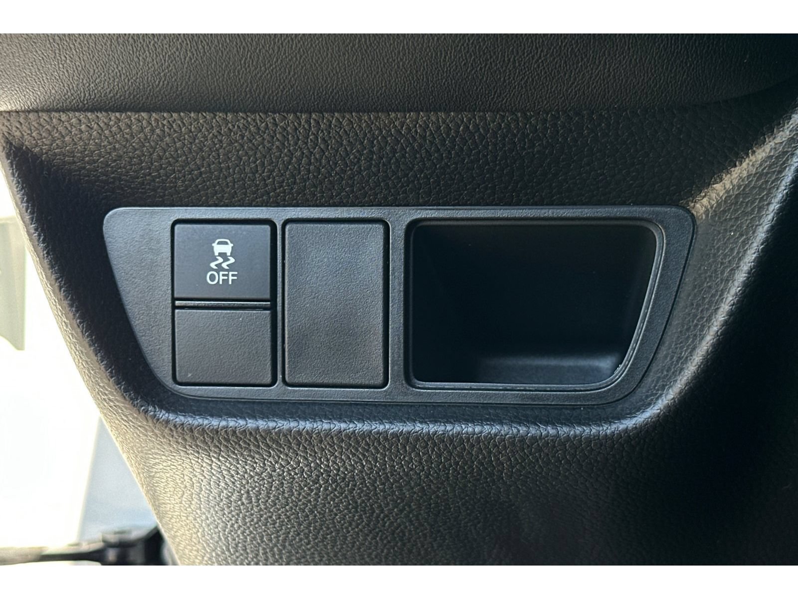 Used 2025 Honda HR-V Sport image 43