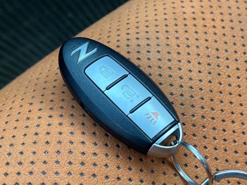 Used 2013 Nissan 370Z Touring w/ Sport Pkg image 22