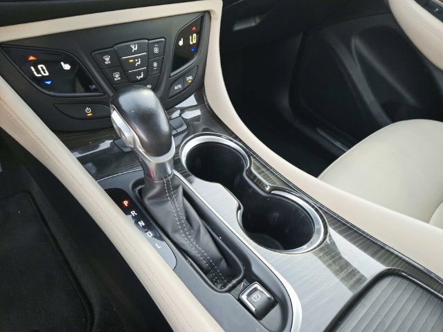 Used 2020 Buick Envision Essence FWD image 24