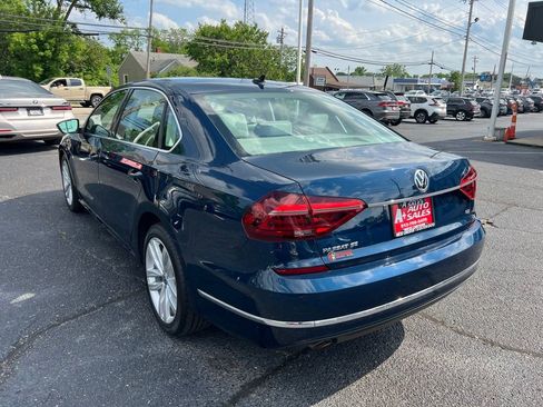 Used 2018 Volkswagen Passat 2.0T SE FWD image 8