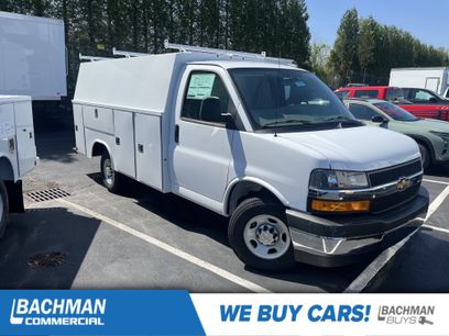 New 2024 Chevrolet Express 3500 w/ Power Convenience Package