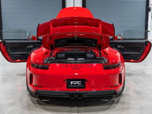 Used 2019 Porsche 911 GT3 RWD image 39