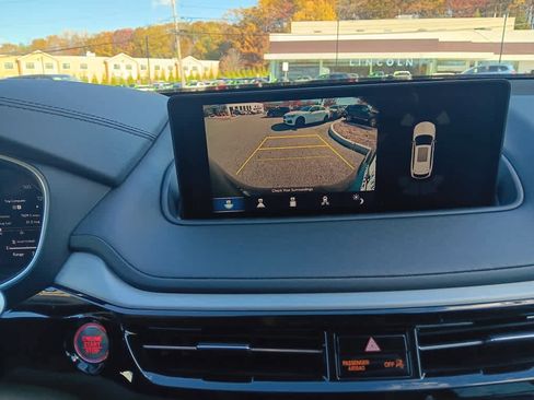 Used 2023 Acura MDX SH-AWD w/ Technology Package image 33