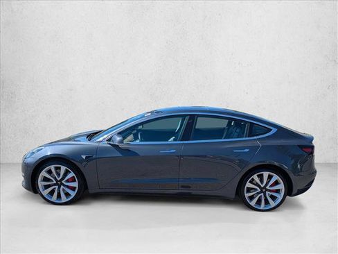 Used 2018 Tesla Model 3 Long Range AWD/4WD image 9