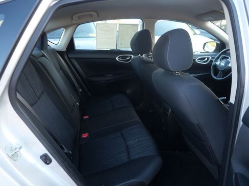 Used 2018 Nissan Sentra SV image 21