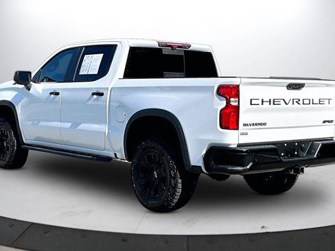 Used 2022 Chevrolet Silverado 1500 ZR2 w/ Technology Package AWD/4WD image 7