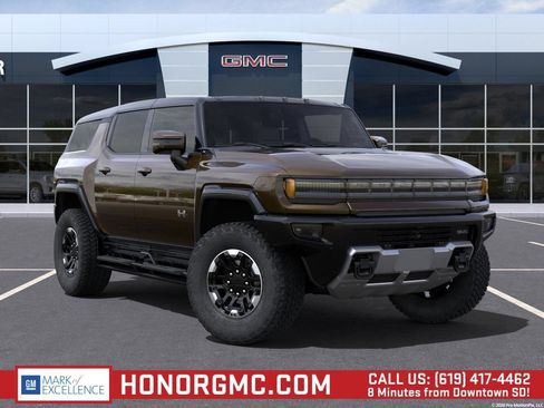 Used 2024 GMC Hummer EV 3X w/ Extreme Off-Road Package AWD/4WD image 2