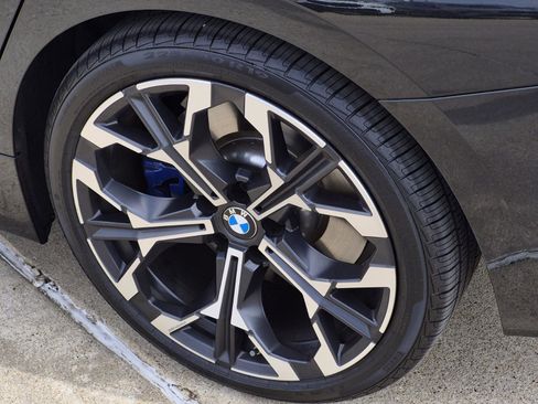 Certified 2025 BMW 330i xDrive Sedan w/ M Sport Package AWD/4WD image 7