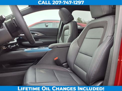 New 2026 Chevrolet Equinox EV LT image 18