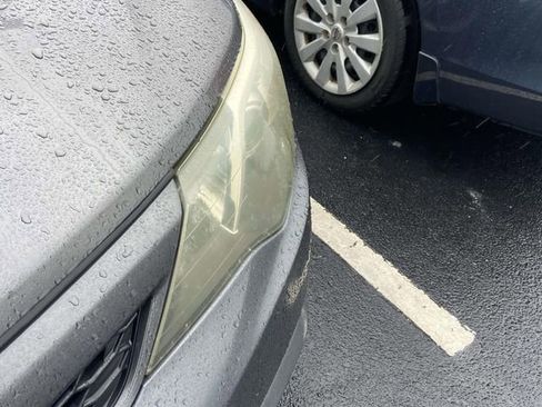 Used 2013 Toyota Camry SE image 11