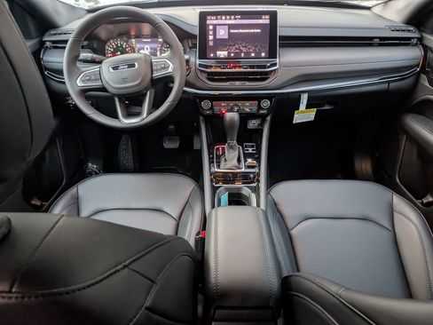 New 2026 Jeep Compass Limited image 26