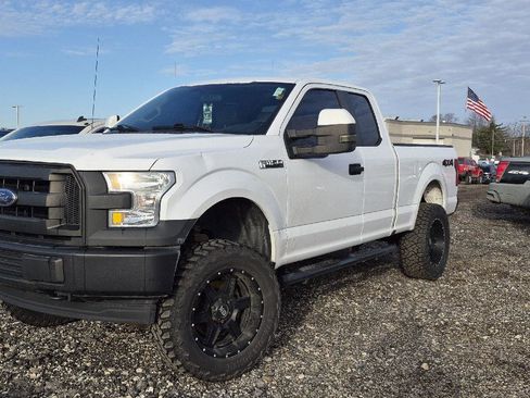 Used 2017 Ford F150 XL w/ Equipment Group 101A Mid image 1