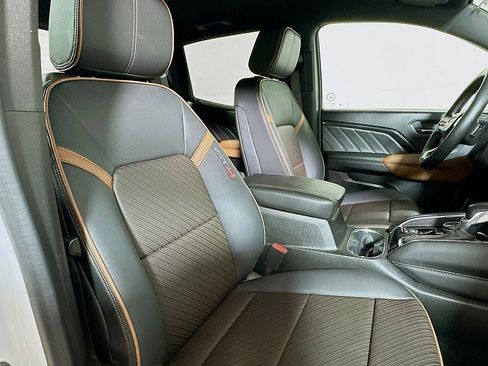 Used 2023 GMC Canyon AT4 w/ AT4 Premium Package image 24