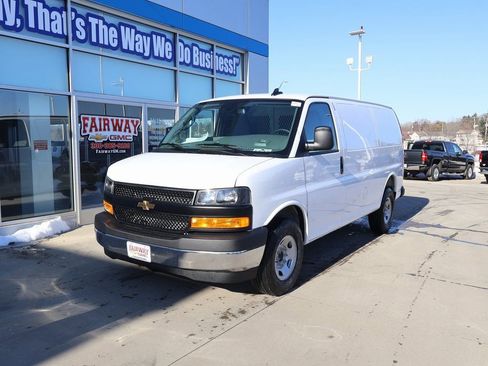 New 2025 Chevrolet Express 2500 w/ Driver Convenience Package RWD image 6
