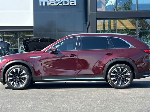 Used 2024 MAZDA CX-90 Plug-In Hybrid w/ Premium Pkg image 9
