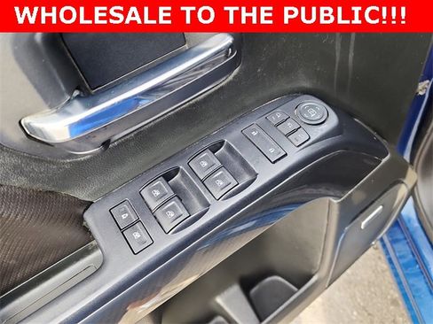 Used 2017 GMC Sierra 1500 SLT w/ All Terrain Package image 9