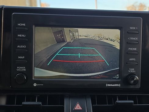 Used 2020 Toyota RAV4 XLE image 16