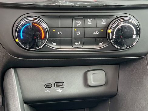 New 2026 Buick Encore GX Preferred image 11