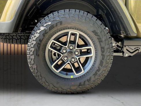 New 2026 Jeep Gladiator Mojave AWD/4WD image 33