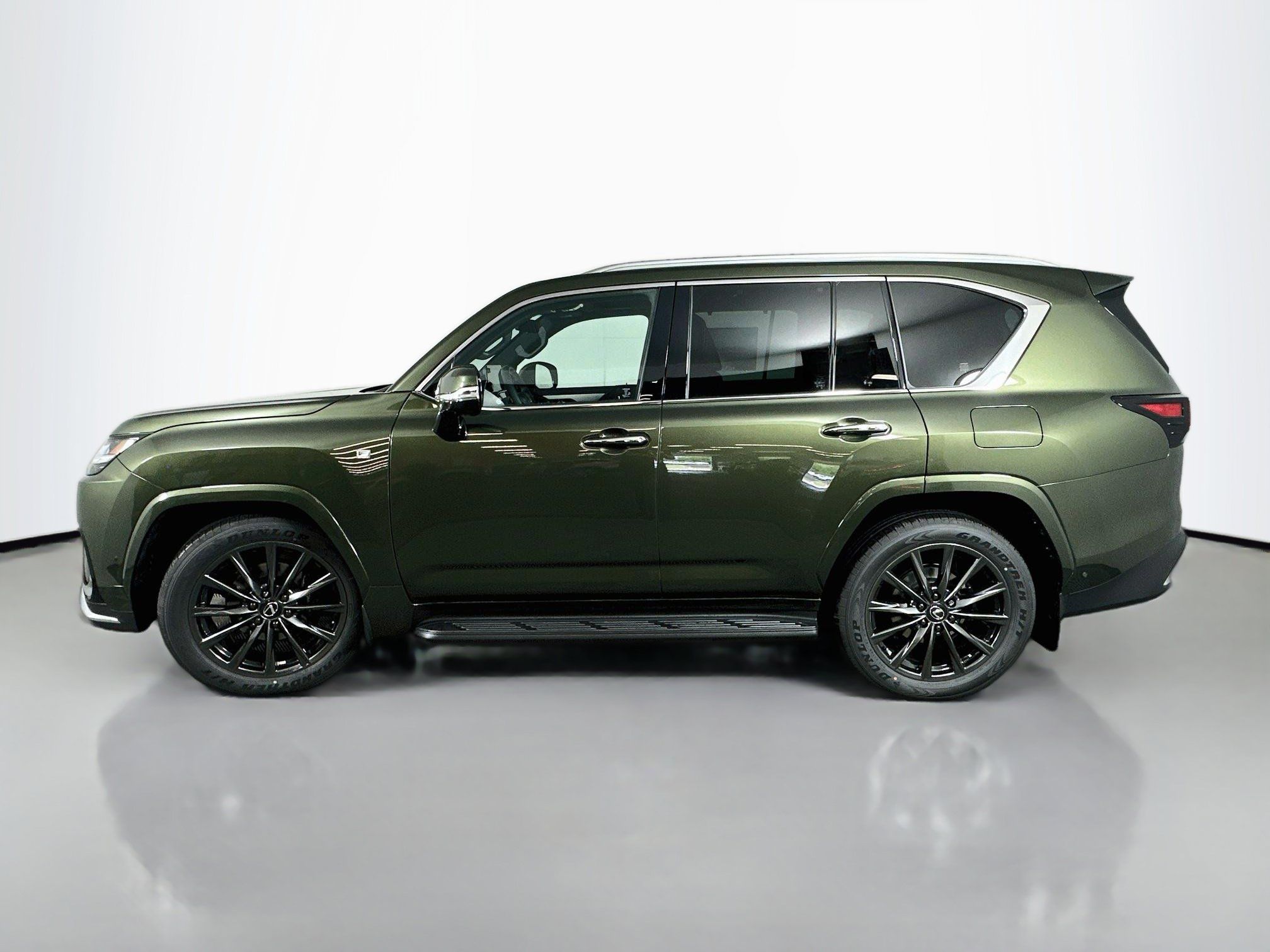 New 2026 Lexus LX 700h F Sport AWD/4WD image 4