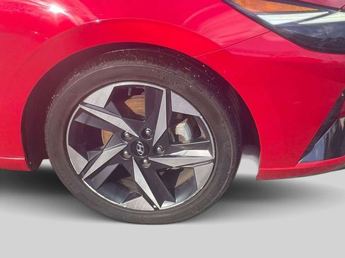 Used 2023 Hyundai Elantra Limited w/ Cargo Package image 8