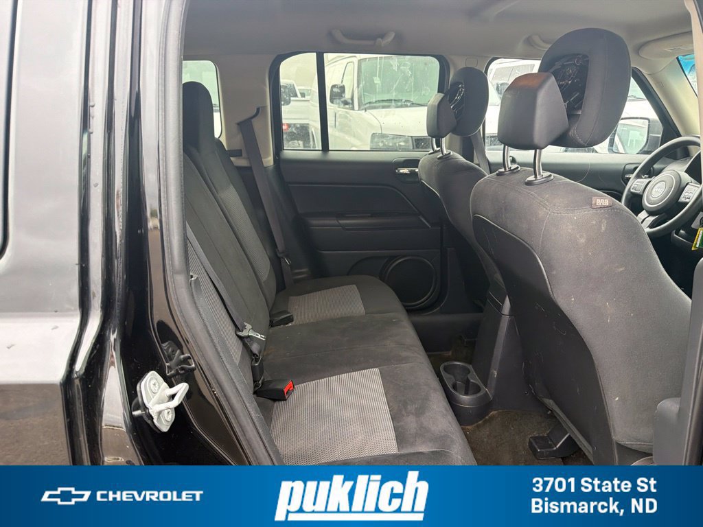 Used 2016 Jeep Patriot Sport w/ Power Value Group AWD/4WD image 27