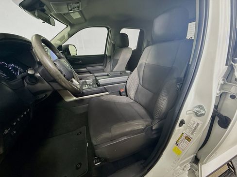 Used 2022 Toyota Tundra SR5 w/ SR5 Convenience Package image 19