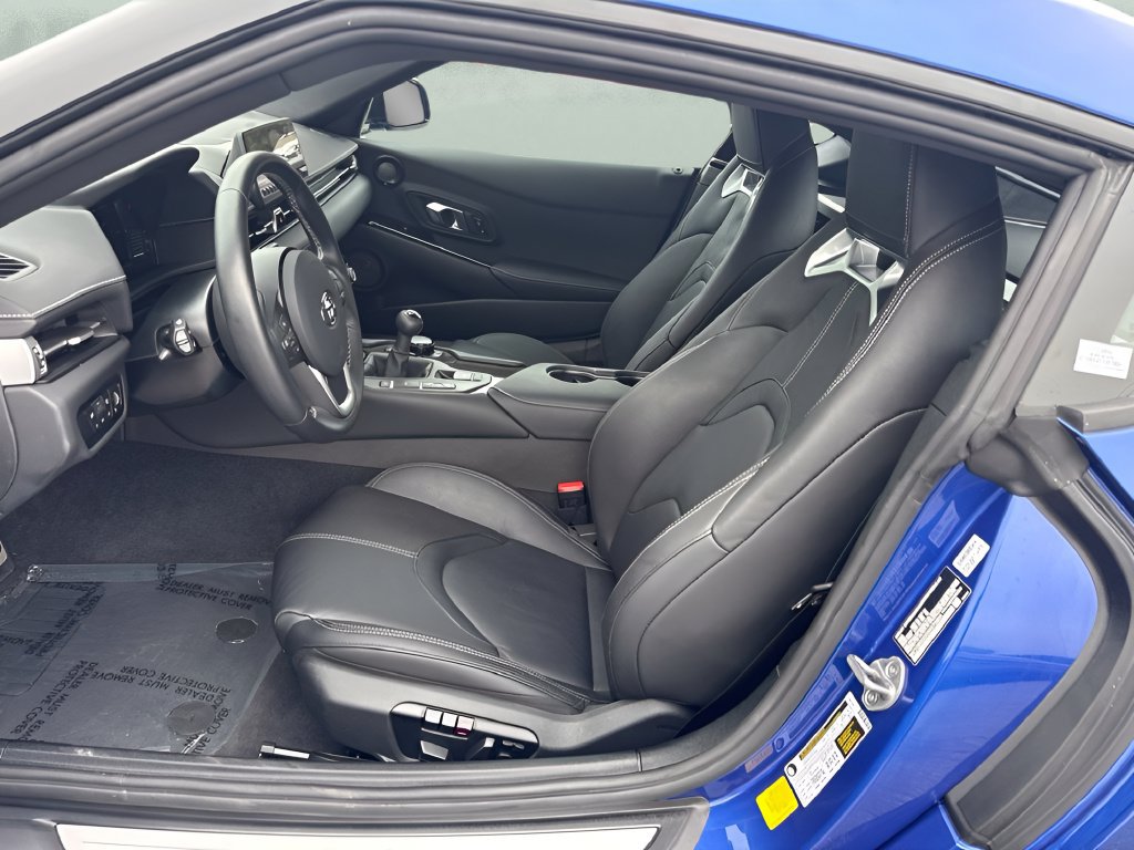 Used 2025 Toyota Supra Premium w/ Driver Assist Package RWD image 9