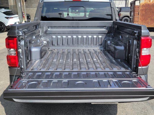 New 2026 Ford Maverick XLT w/ XLT Luxury Package FWD image 8