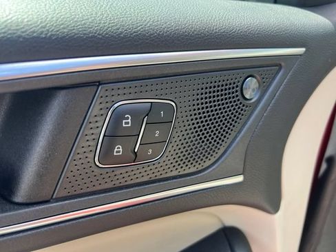 Certified 2023 Ford Edge Titanium AWD/4WD image 8