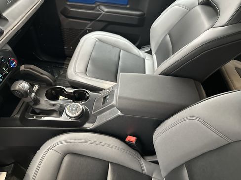 Used 2024 Ford Bronco Big Bend image 33
