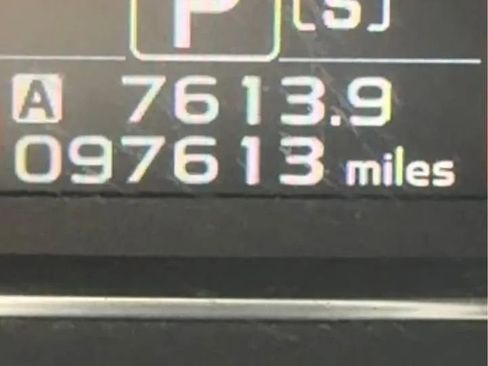 Used 2017 Subaru WRX Premium AWD/4WD image 7