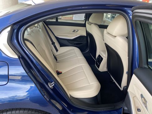 Used 2024 BMW 330i xDrive Sedan w/ Convenience Package image 36