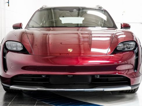 Used 2022 Porsche Taycan 4 Cross Turismo image 12