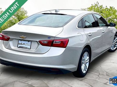 Used 2016 Chevrolet Malibu Hybrid FWD image 2