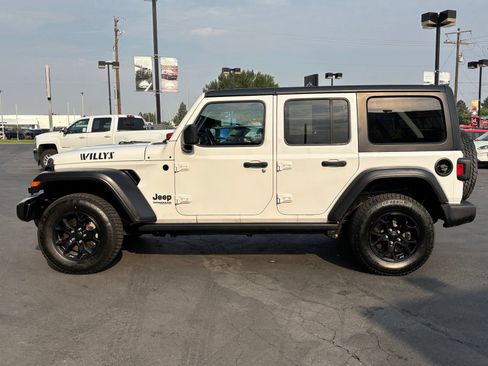 Used 2021 Jeep Wrangler Unlimited Sport AWD/4WD image 8
