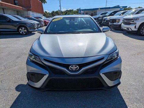 Used 2021 Toyota Camry SE w/ Convenience Package image 2
