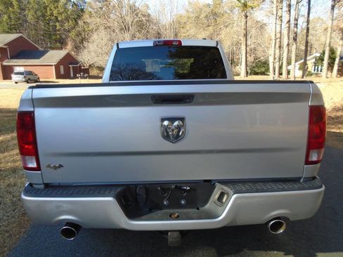Used 2012 RAM 1500 Express image 6