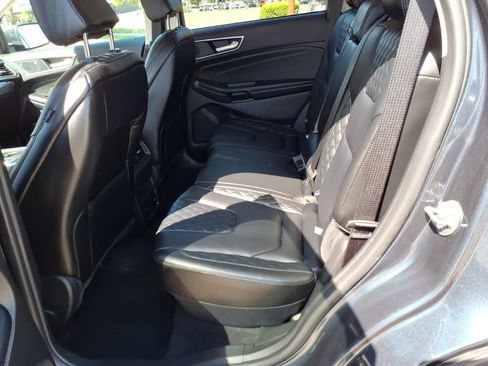 Used 2024 Ford Edge Titanium AWD/4WD image 11