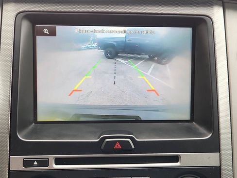 Used 2015 Ford Expedition EL XLT w/ Equipment Group 202A RWD image 15